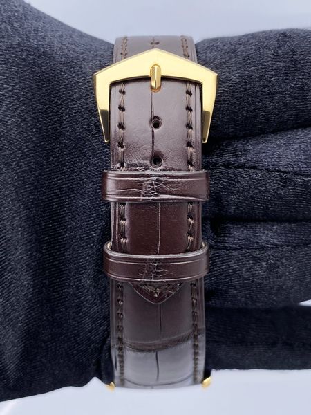 Patek Philippe Calatrava 5196J-001